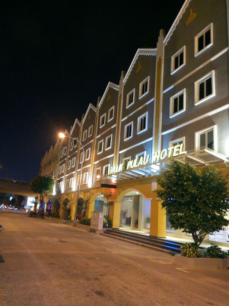 Balik Pulau Hotel 3*